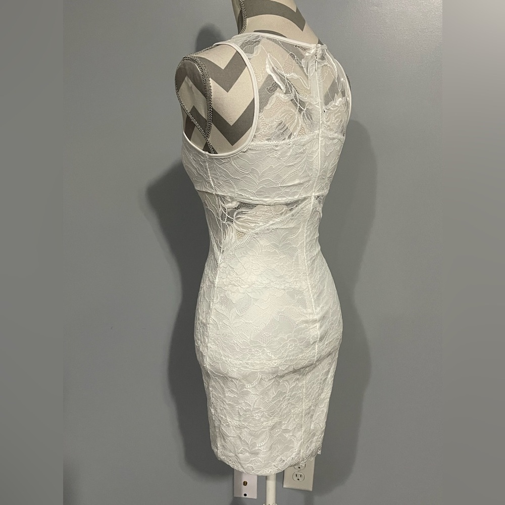 GUESS‎ LACE MINI DRESS - Picture 5 of 11